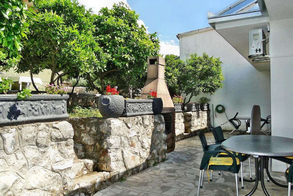 Holiday Home Apartment Tedo Klek Kültér fotó