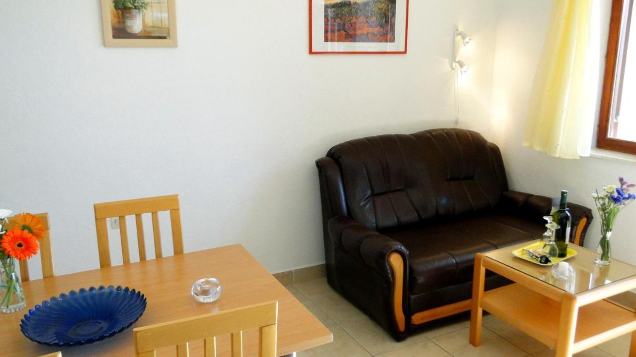 Holiday Home Apartment Tedo Klek Kültér fotó